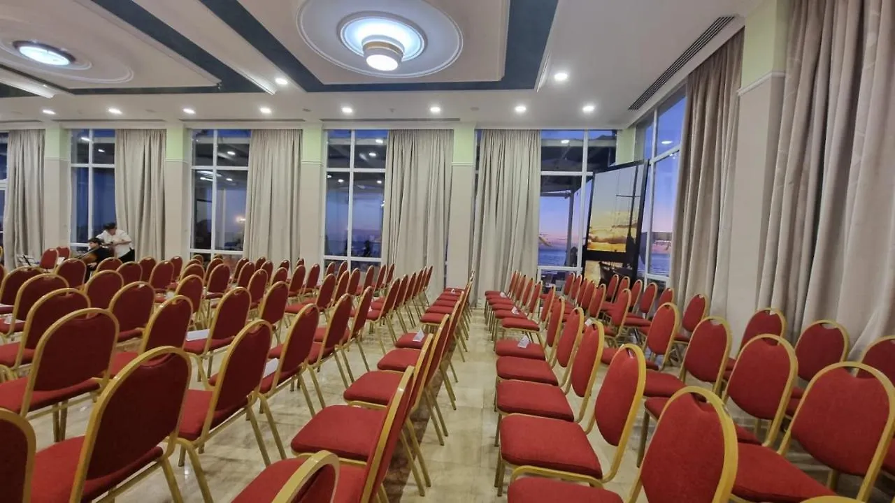 Adriatik Hotel, BW Premier Collection Durrës