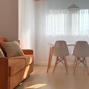 Apartment Colorful By The Sea - 1 Min From The