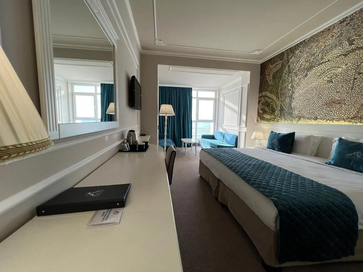 Adriatik Hotel, BW Premier Collection Durres 5*,  Albania